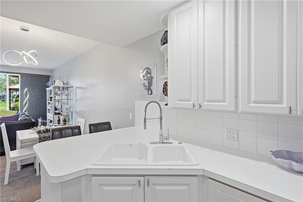 5661 Cove Cir 51 Property Photo 11
