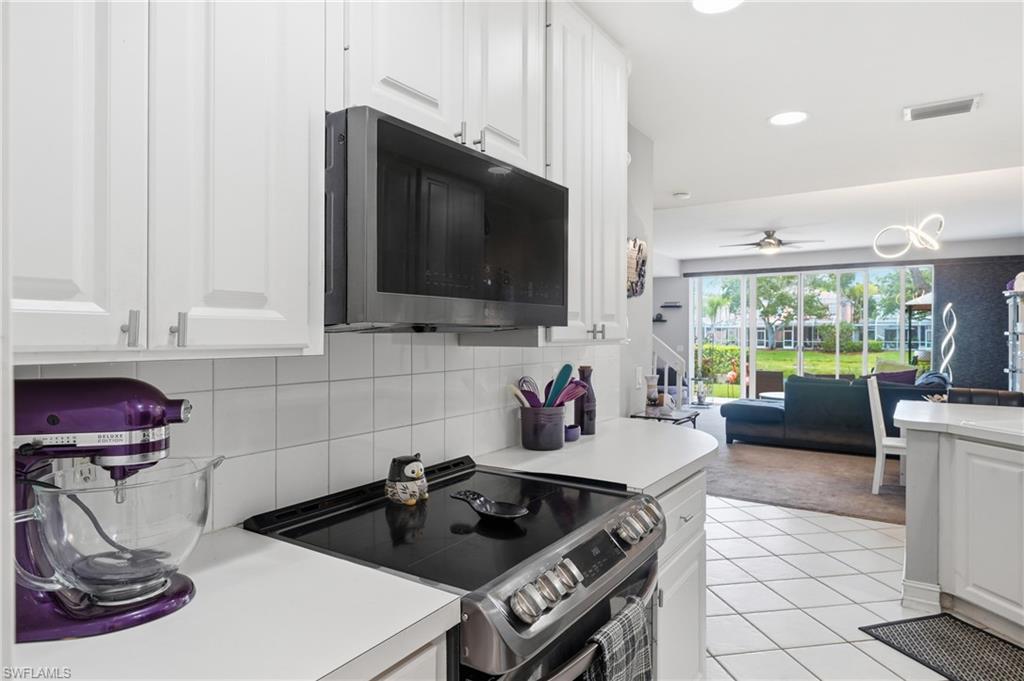 5661 Cove Cir 51 Property Photo 12