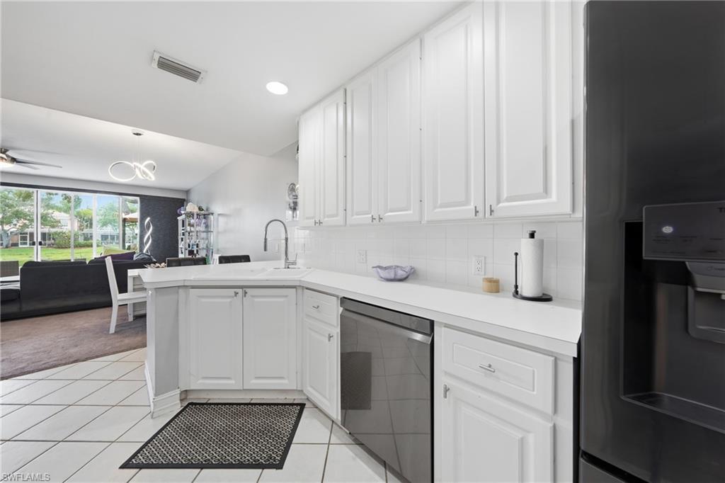 5661 Cove Cir 51 Property Photo 13