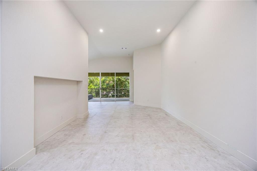 7128 Timberland Cir 201 Property Photo 4
