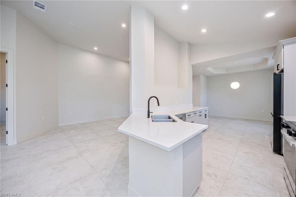 7128 Timberland Cir 201 Property Photo 9