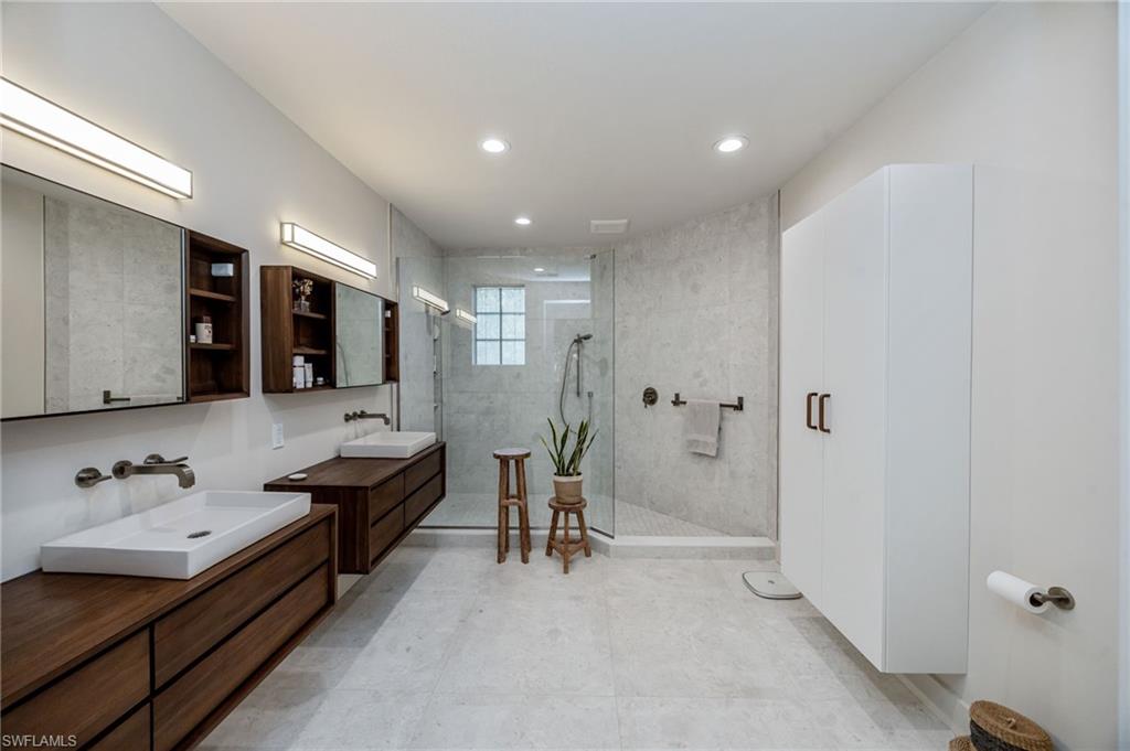 7128 Timberland Cir 201 Property Photo 14