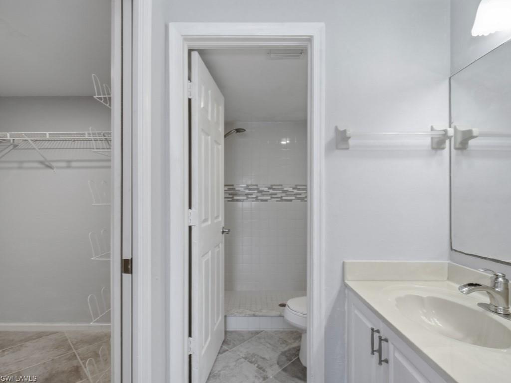 5784 Deauville Cir B204 Property Photo 13