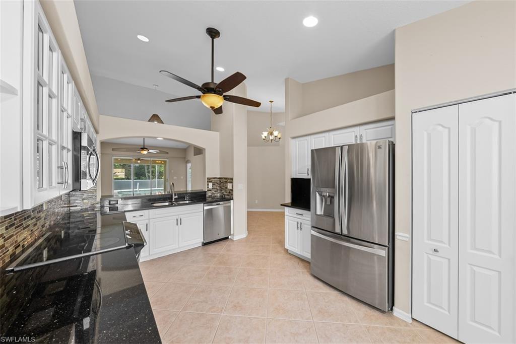 8471 Ibis Cove Cir M677 Property Photo 9