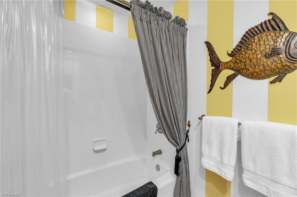 4137 Bay Beach Ln 585 Property Photo 32