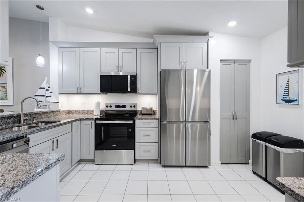 810 New Waterford Dr 203 Property Photo 7