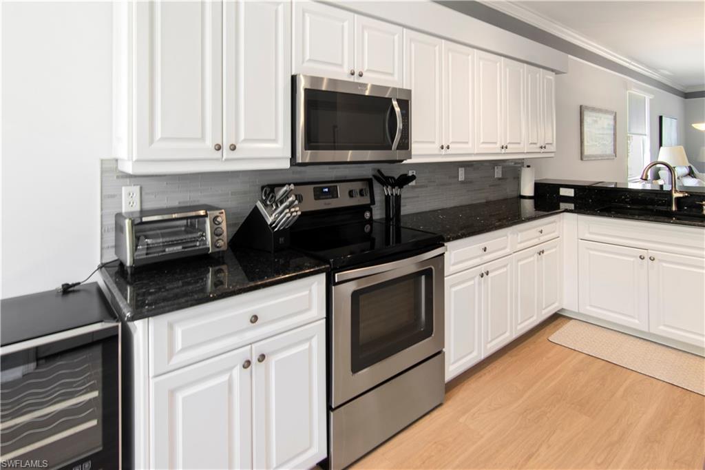 7515 Stoneybrook Dr 811 Property Photo 12
