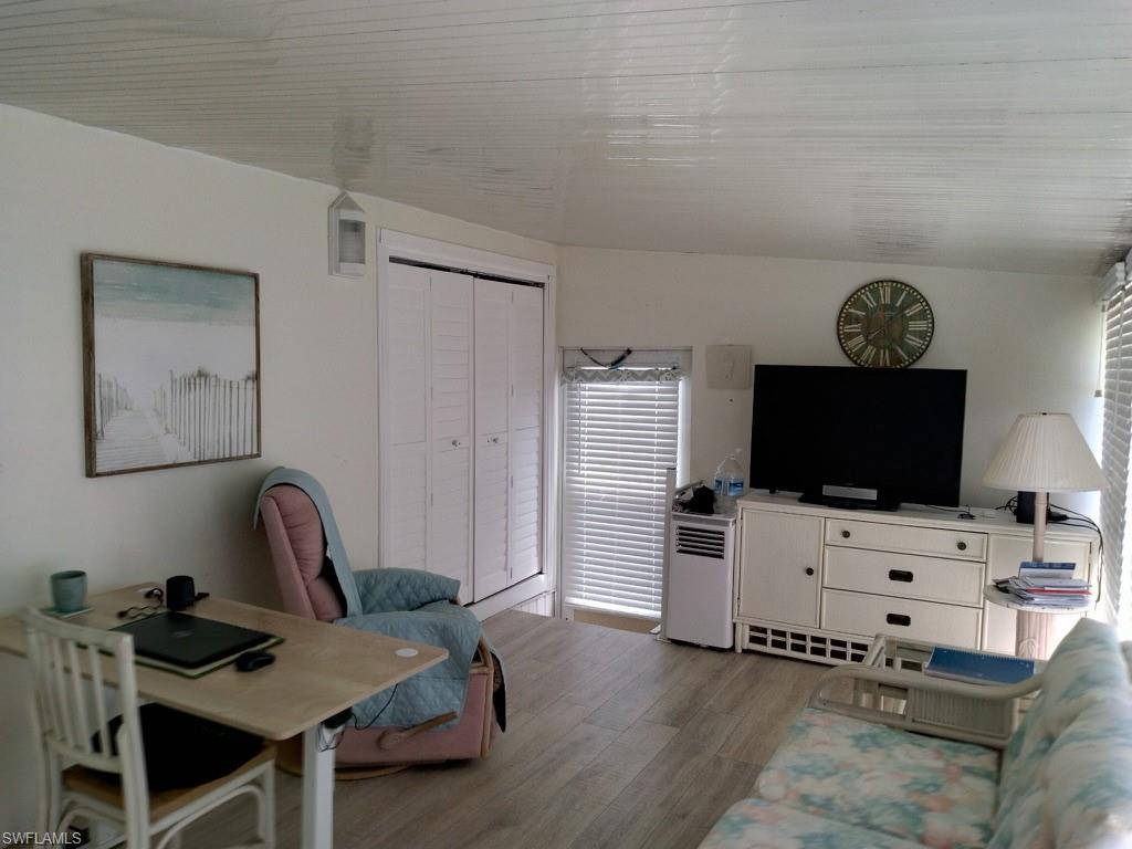 16 Jade Dr Property Photo 4