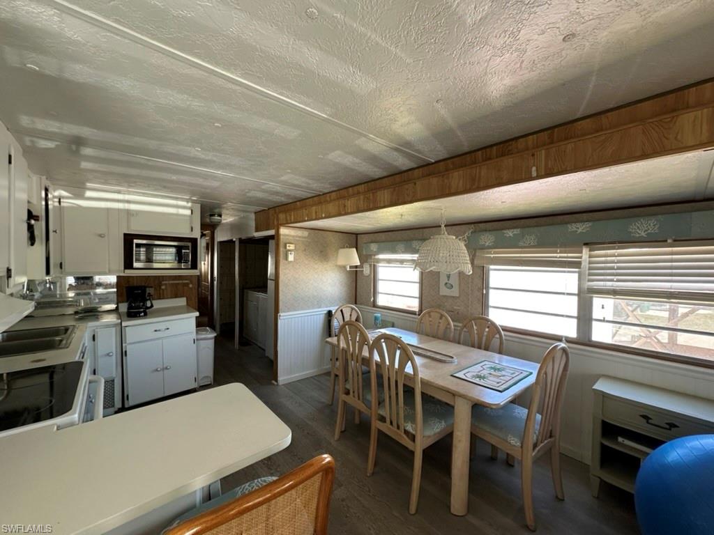 16 Jade Dr Property Photo 5
