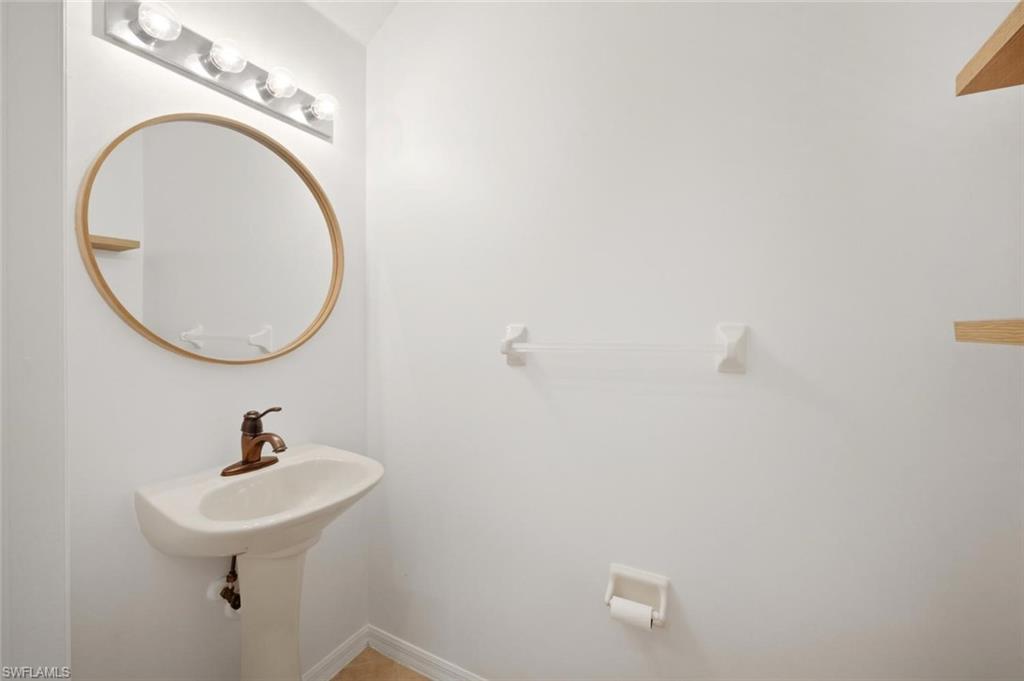 7631 Bristol Cir Property Photo 6