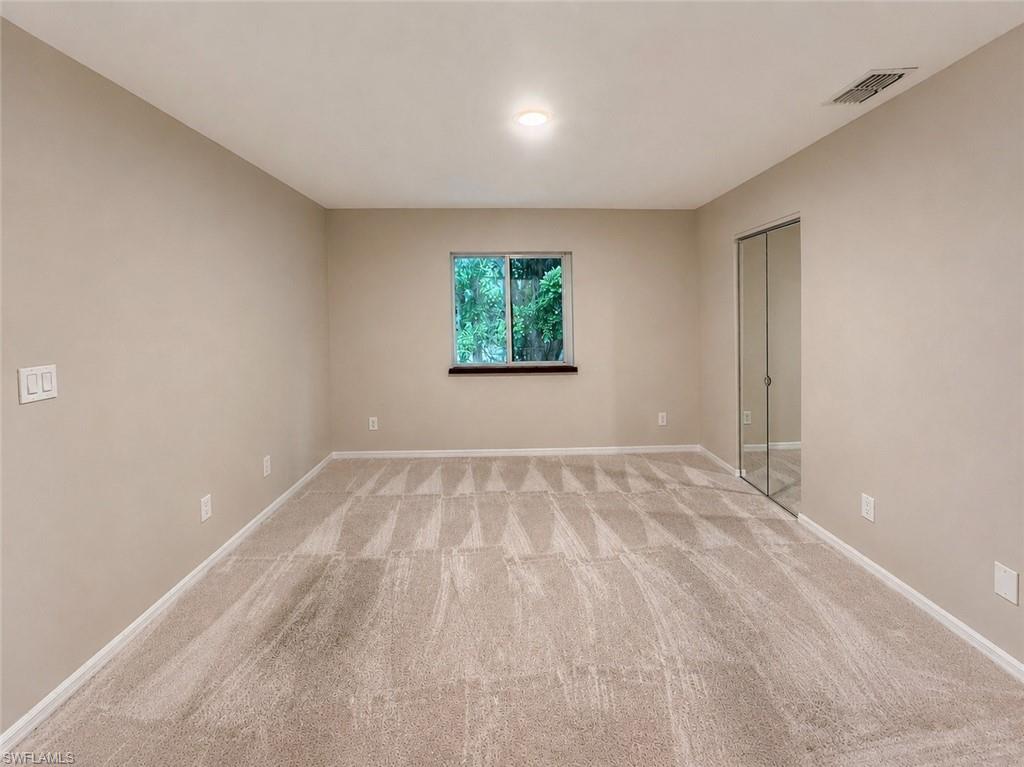 240 Timber Lake Cir D201 Property Photo 11