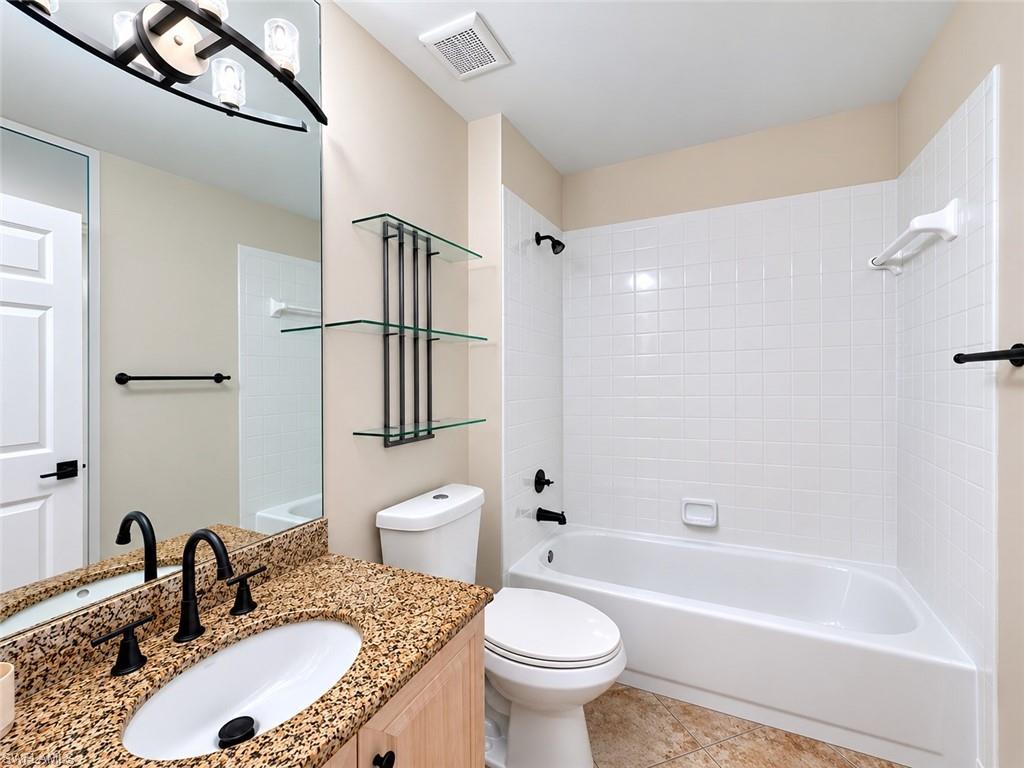 240 Timber Lake Cir D201 Property Photo 12