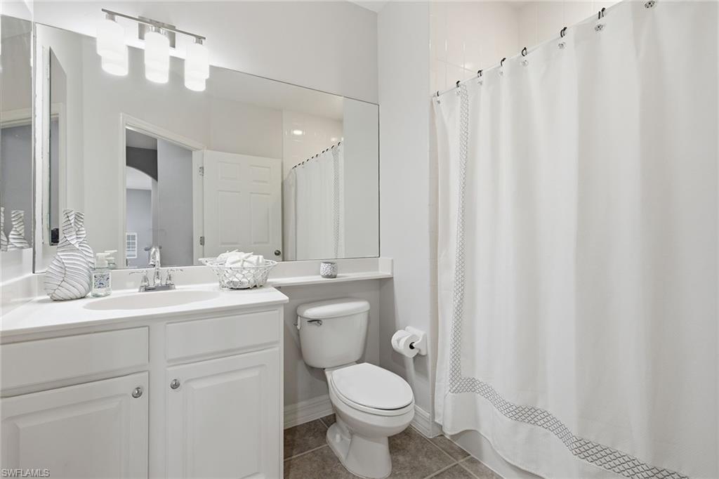 8380 Big Acorn Cir 1204 Property Photo 27