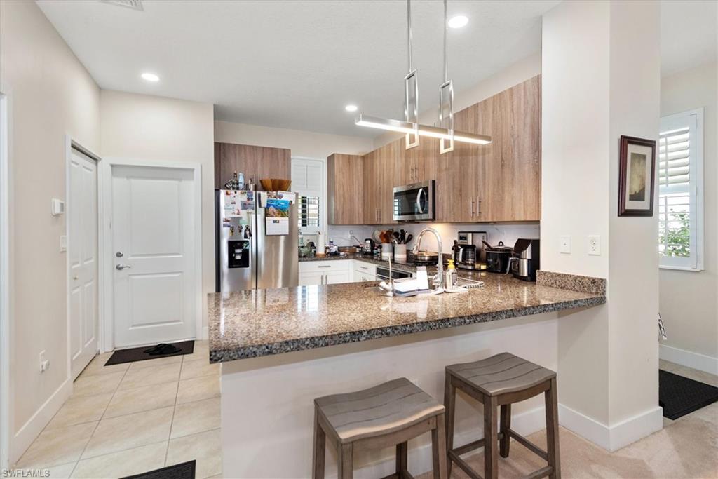 4881 Iron Horse Way Property Photo 8