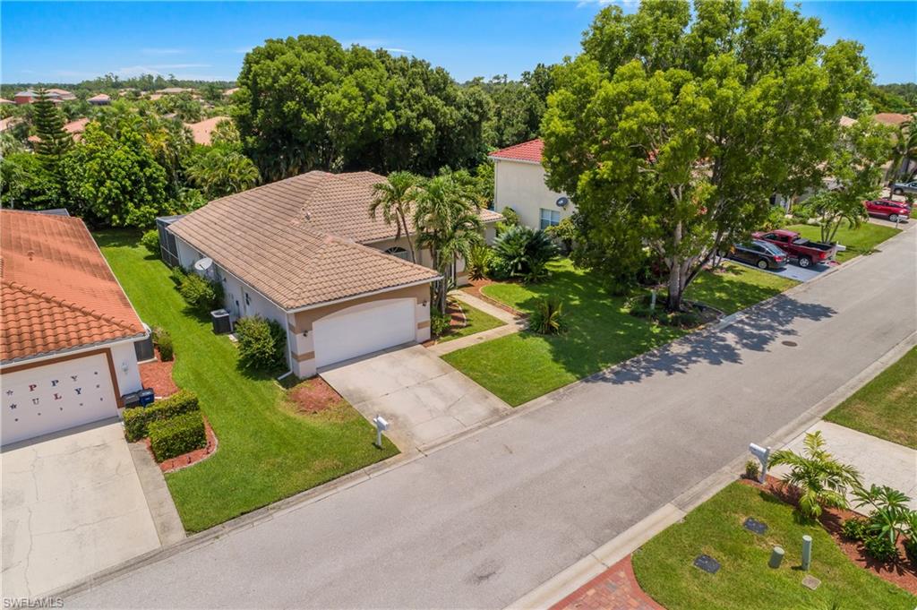 11082 Lakeland Cir Property Photo 2