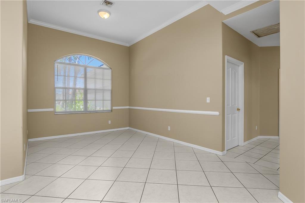 11082 Lakeland Cir Property Photo 9