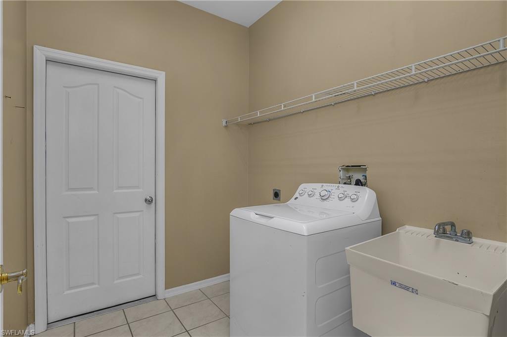11082 Lakeland Cir Property Photo 17
