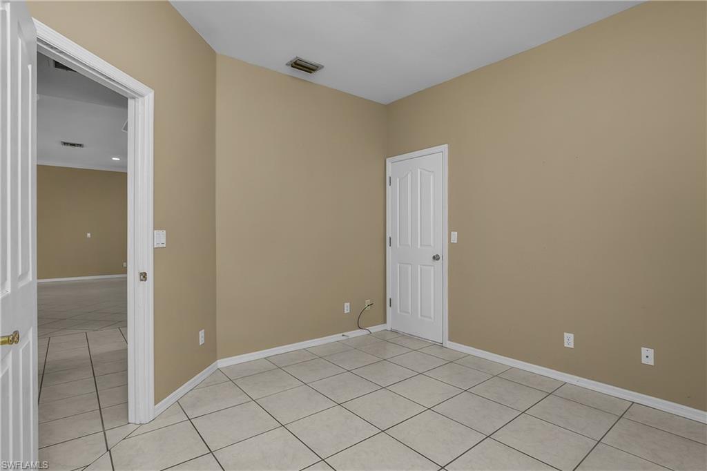 11082 Lakeland Cir Property Photo 24