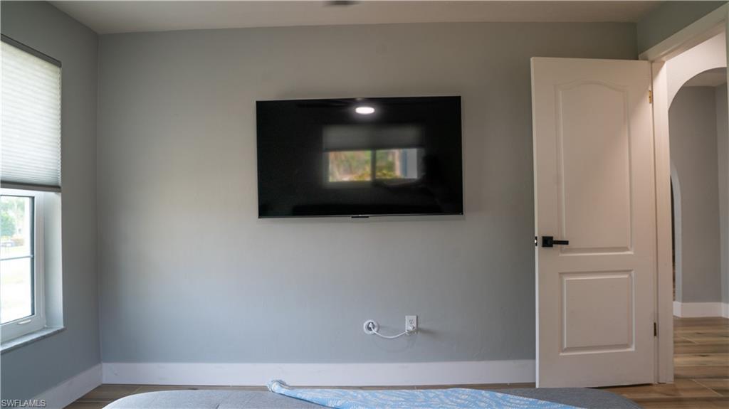 2090 Via Venice Property Photo 19
