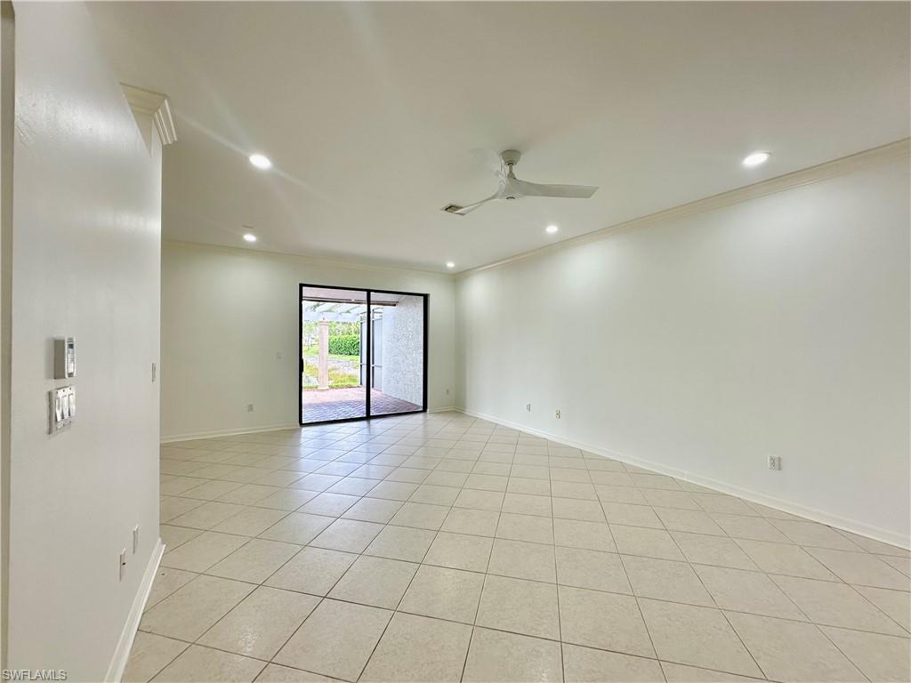 15031 Summit Place Cir 42 Property Photo 3