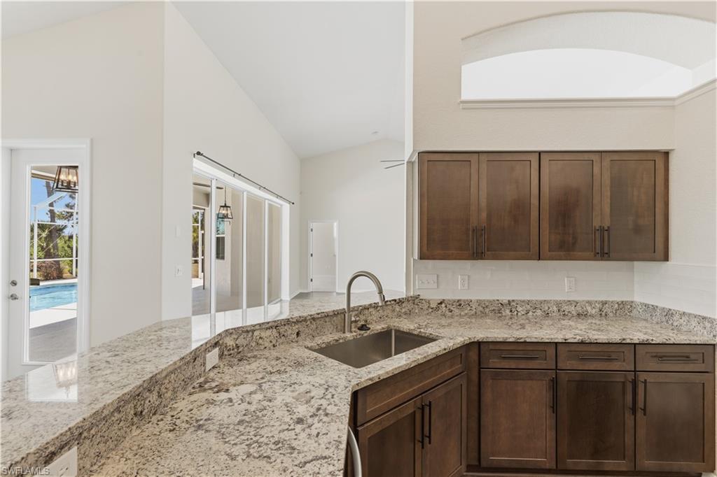 1165 Boundary Blvd Property Photo 13
