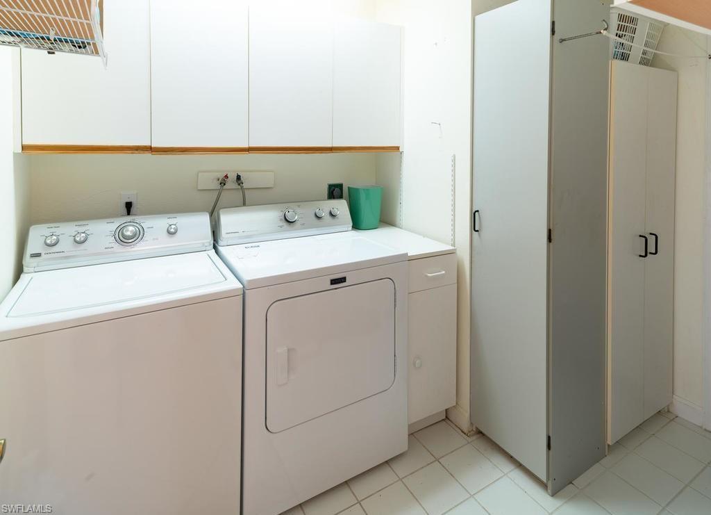 2462 Hidden Lake Dr 208 Property Photo 21