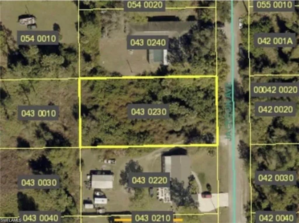 321 Jackson AVE Property Photo 1
