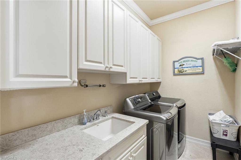 1621 Almeria Ct Property Photo 31