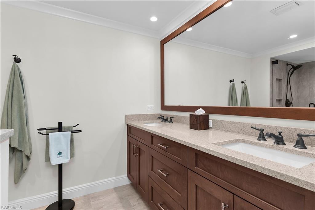 845 Collier Ct 301 Property Photo 25