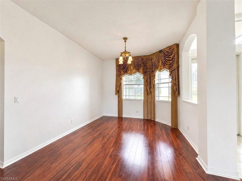 4775 8th St Ne Property Photo 9