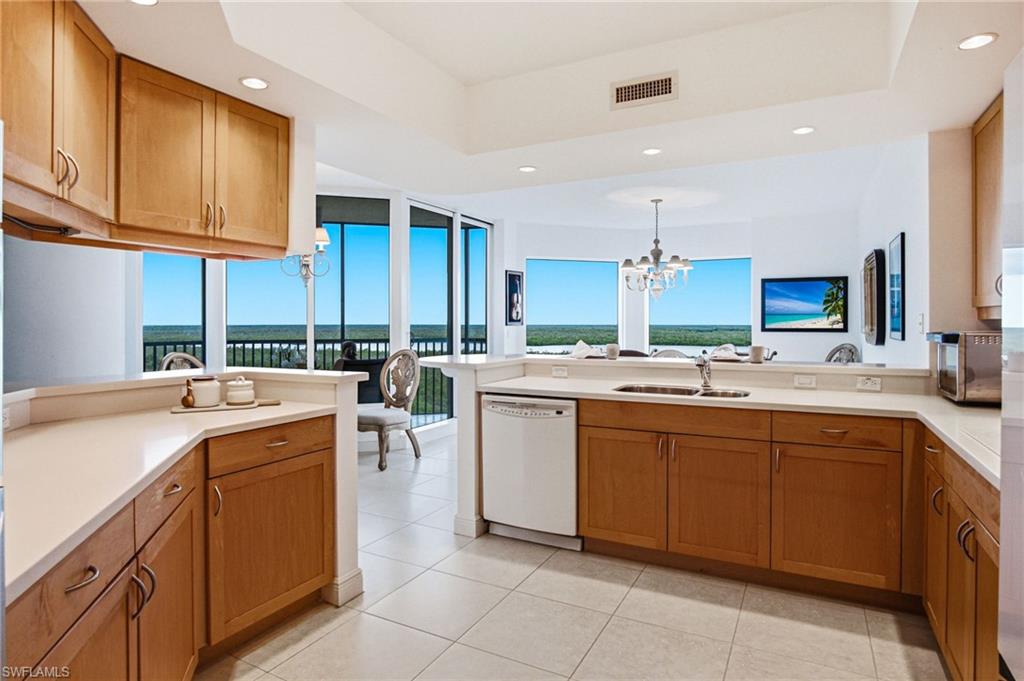 1060 Borghese Ln 705 Property Photo 19