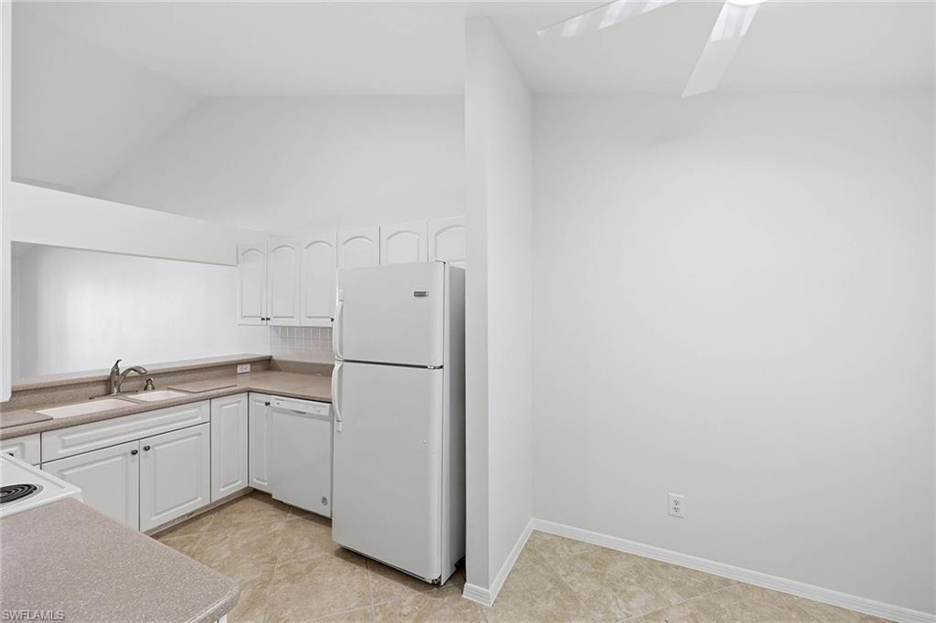 138 Pebble Shores Dr 201 Property Photo 12