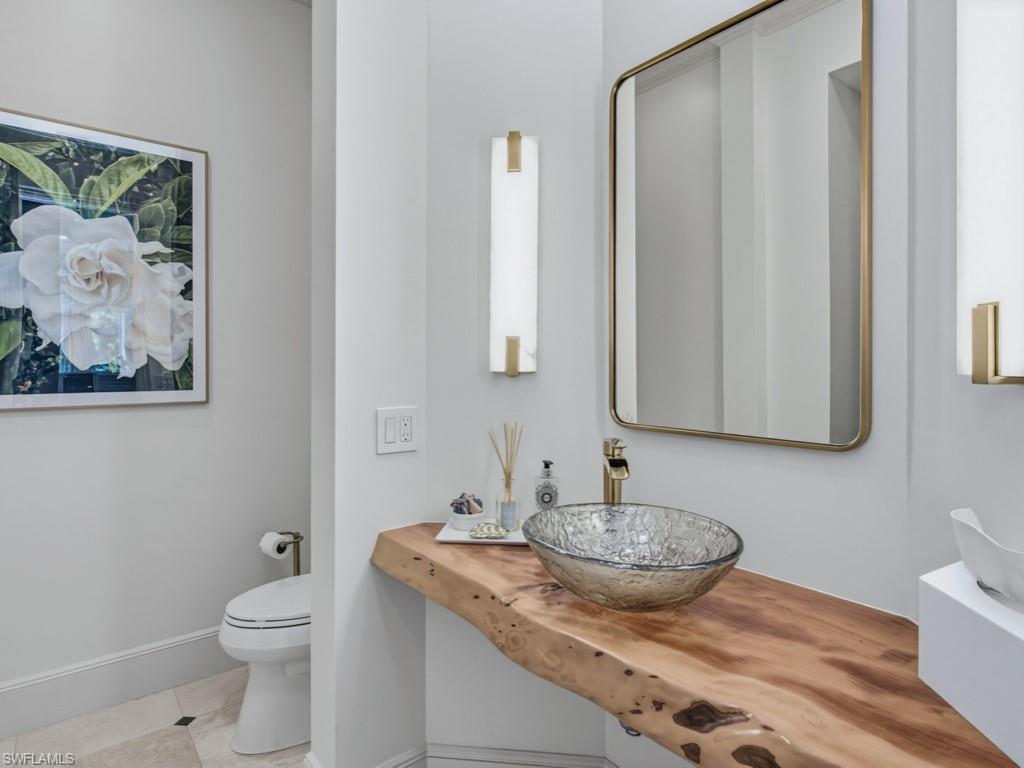 9758 Niblick Ln Property Photo 31