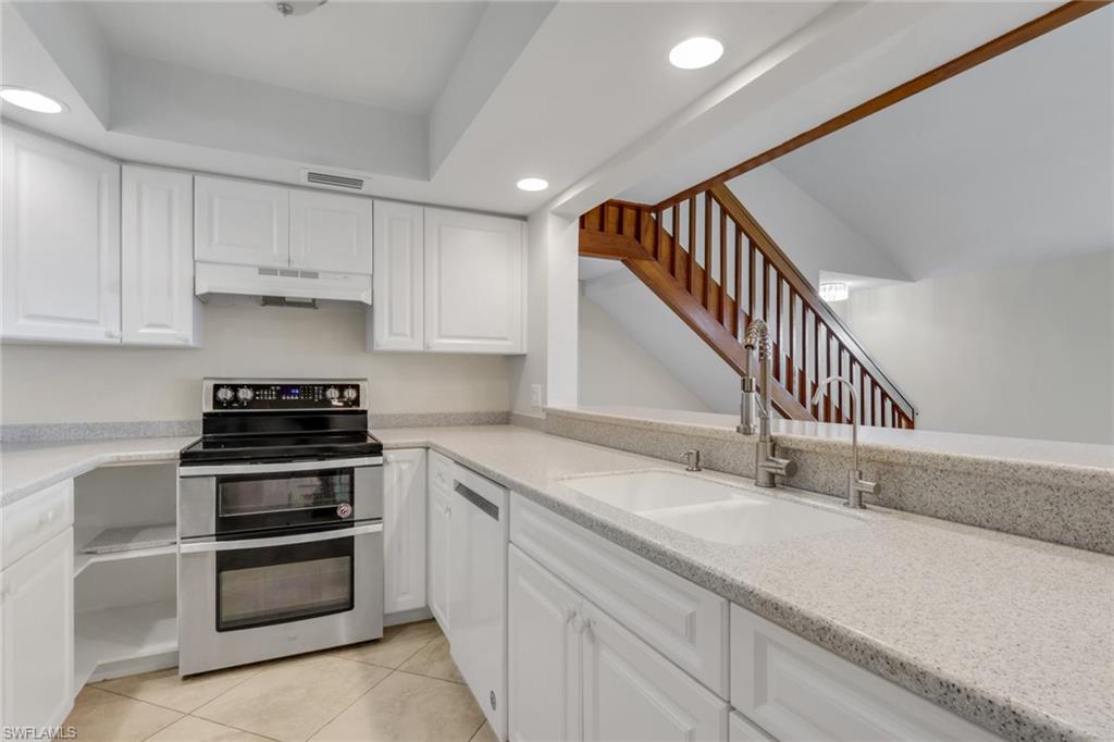 3400 Timberwood Cir Property Photo 12