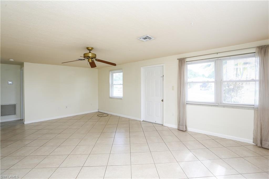 159 5th St Property Photo 6