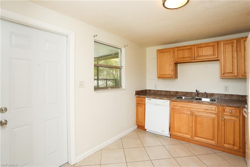 159 5th St Property Photo 10