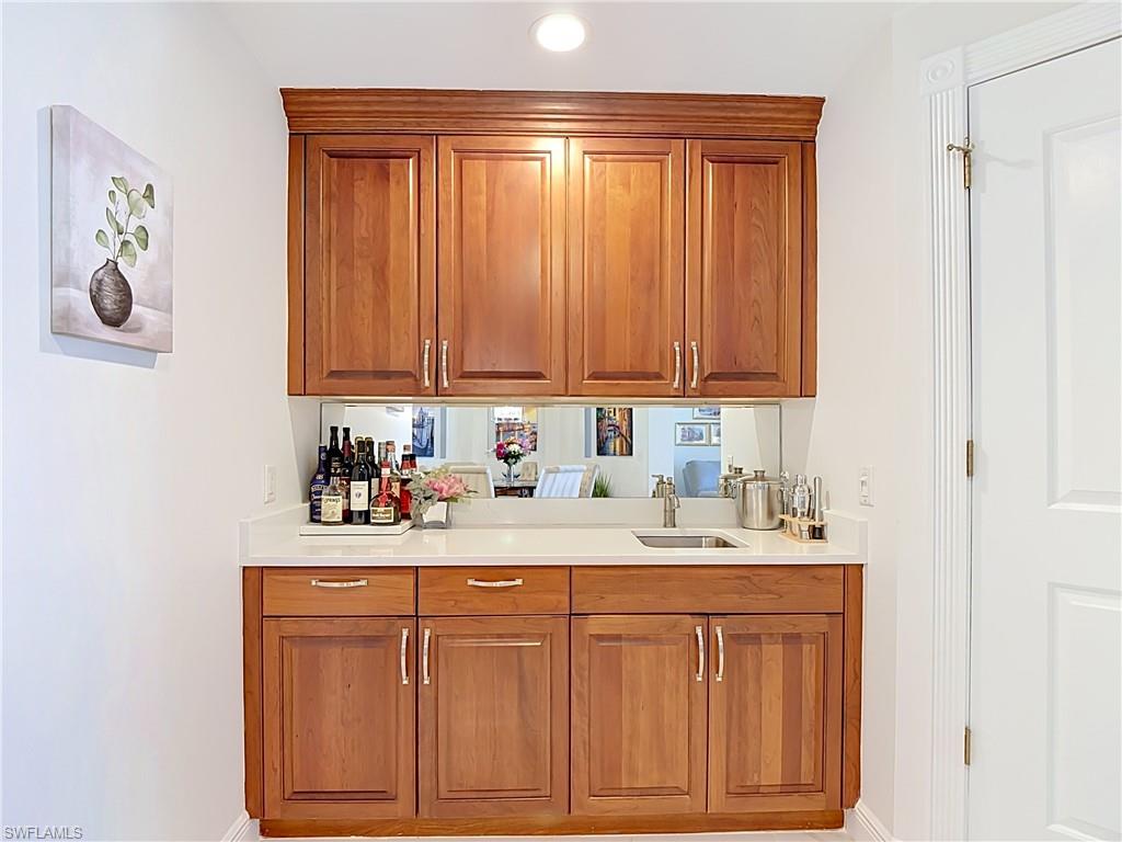 6081 Silver King Blvd 604 Property Photo 6