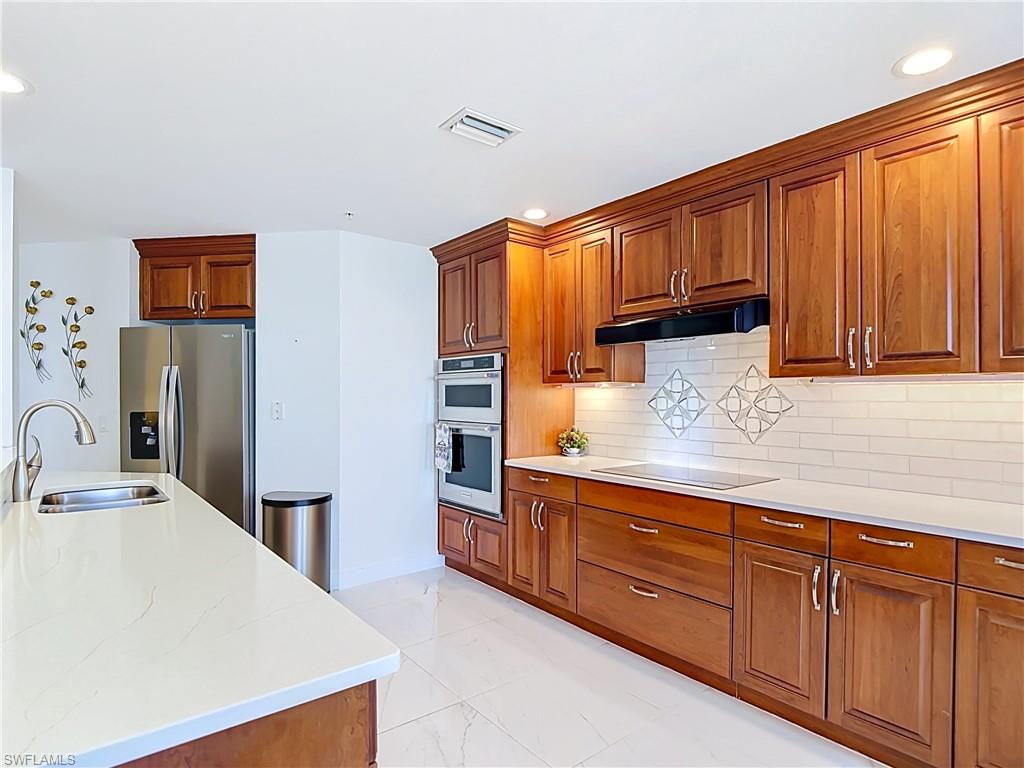 6081 Silver King Blvd 604 Property Photo 11