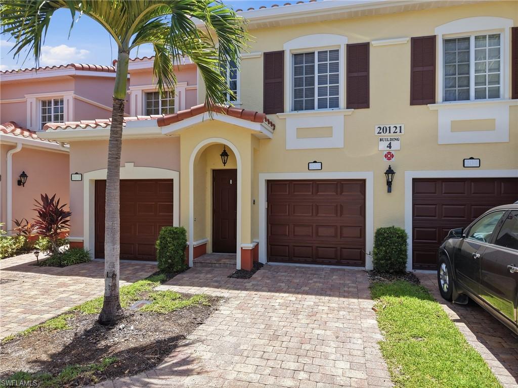 20121 Estero Gardens Cir 203 Property Photo 4