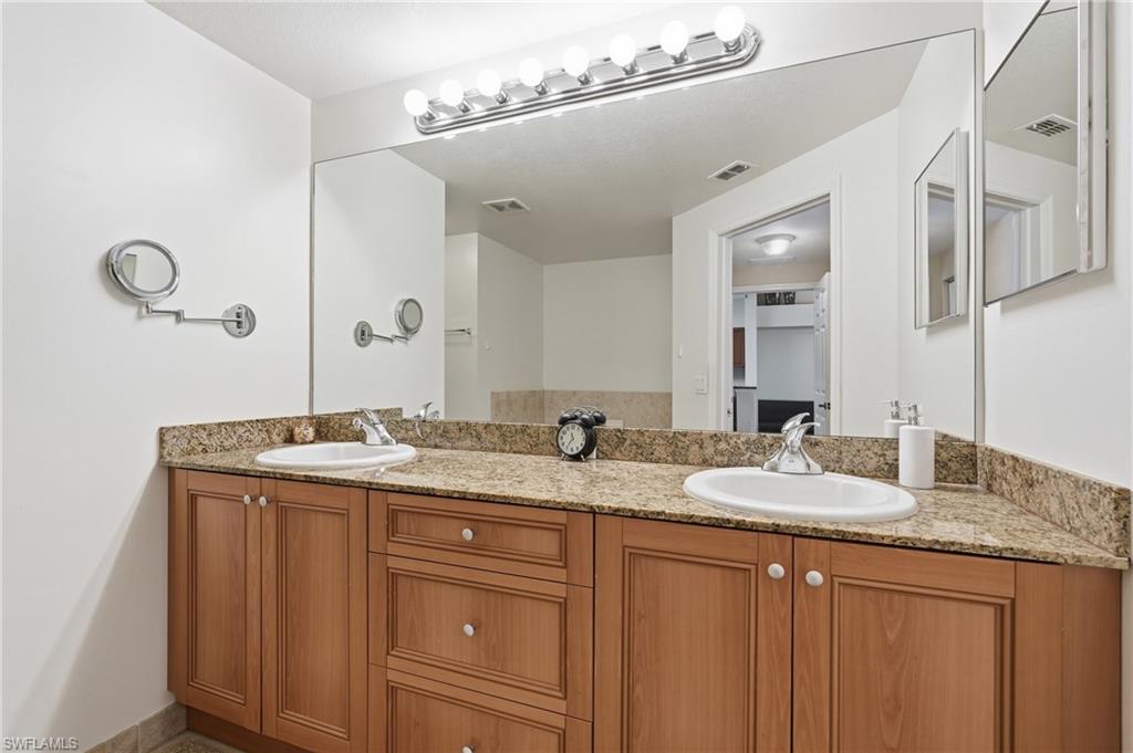 20121 Estero Gardens Cir 203 Property Photo 13