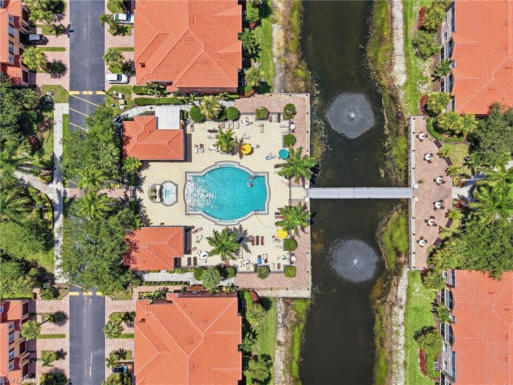 20121 Estero Gardens Cir 203 Property Photo 27