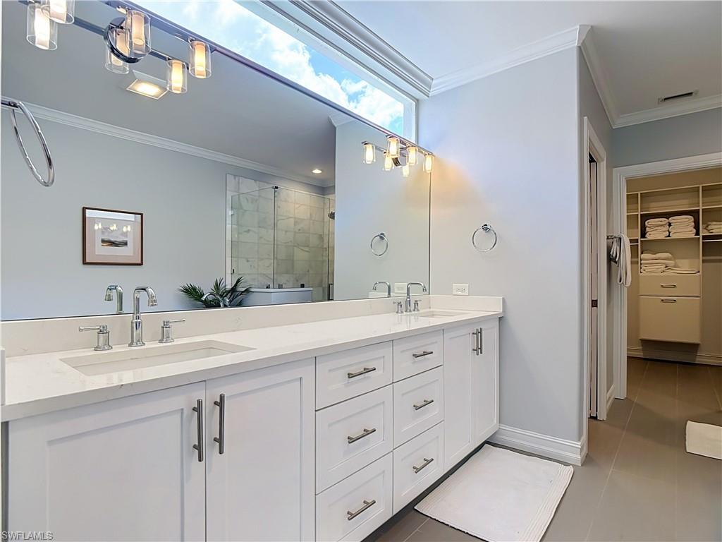 226024741 Property Photo 18