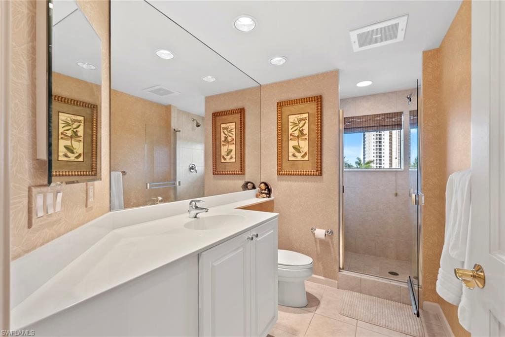 1060 Borghese Ln 403 Property Photo 26