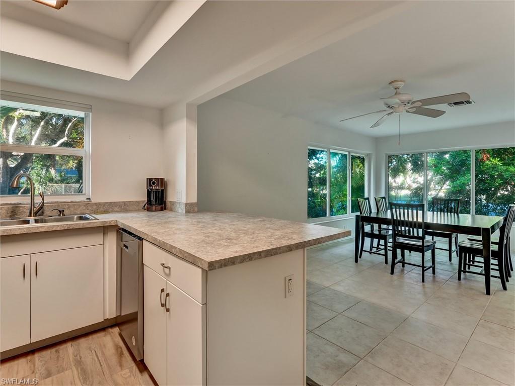 205 Georgetown Blvd 23 Property Photo 17