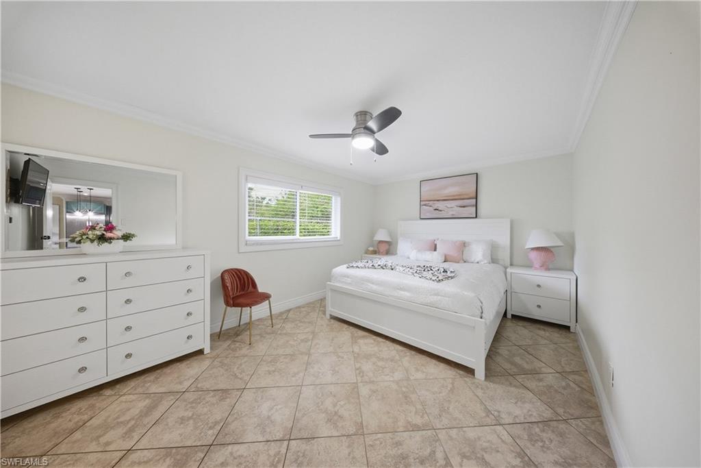 2473 Poinciana St Property Photo 13