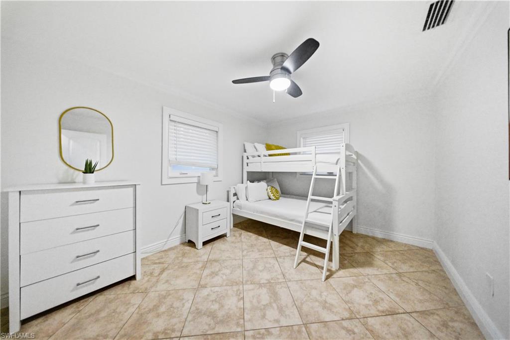 2473 Poinciana St Property Photo 14