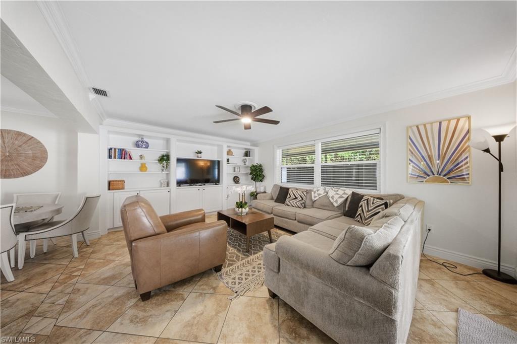 2473 Poinciana St Property Photo 37