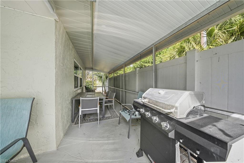 2473 Poinciana St Property Photo 41