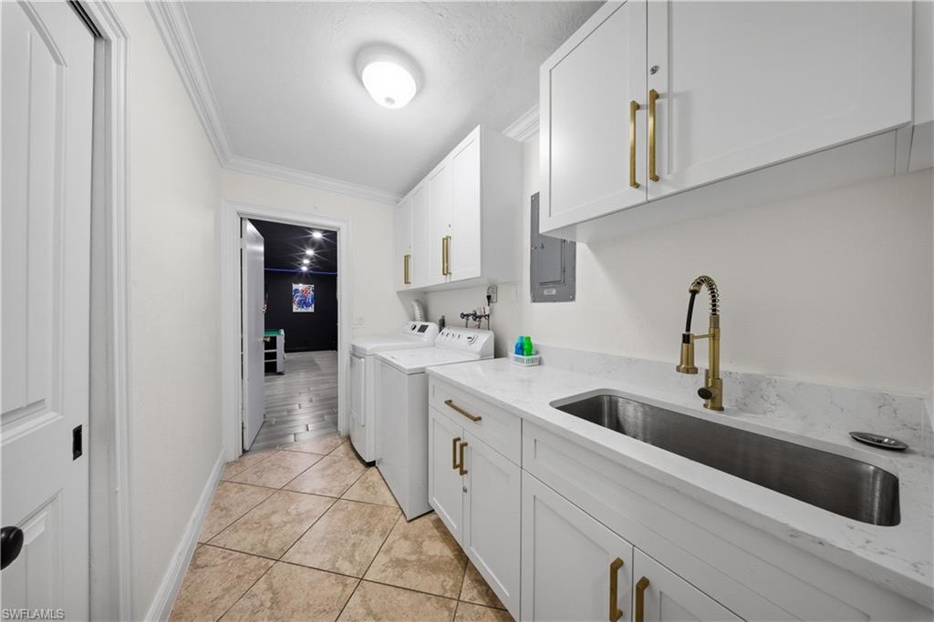 2473 Poinciana St Property Photo 43