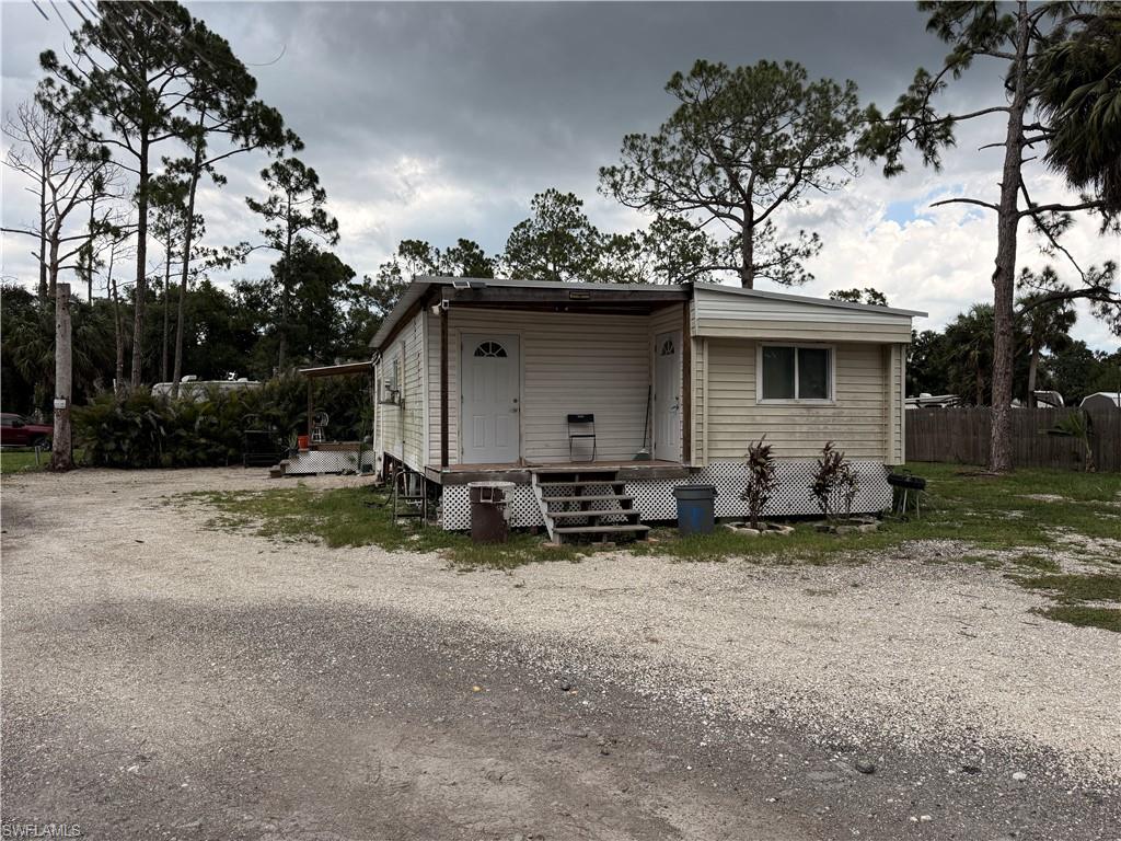 8219 Bartholomew Dr Property Photo 11
